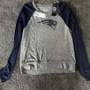 New England Patriots Long Sleeve Shirt-Size M-NWT
